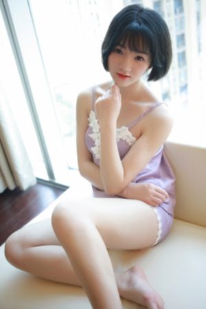变成黑皮肤女孩和朋友在一起_高清高清视频播放
