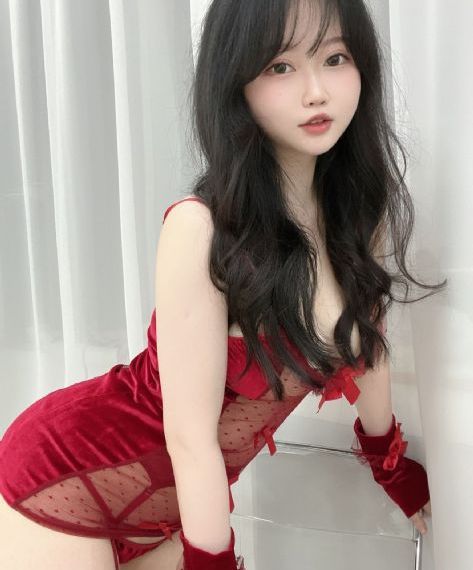 丝袜玉足小说_高清完整在线观看