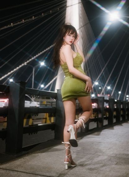 美女被羞羞在线观看网站免费_剧情片高清完整版播放
