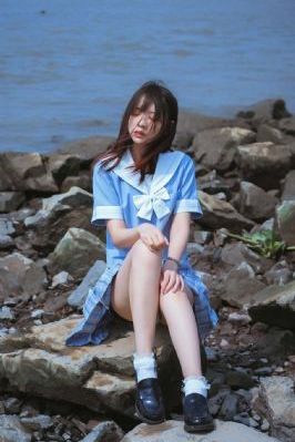日日骚精彩视频_720高清免费观看