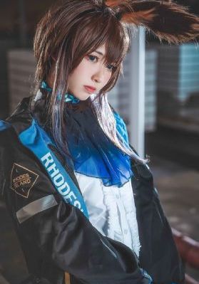 年轻的丈母娘韩国_BD韩语高清免费观看